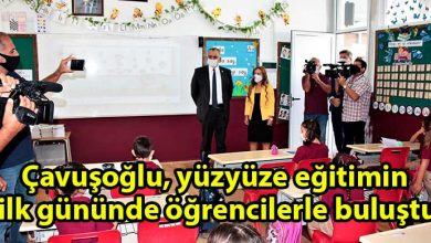 ozgur_gazete_kibris_Cavusoglu_yuzyuze_egitimin_ilk_gununde_ogrencilerle_bulustu