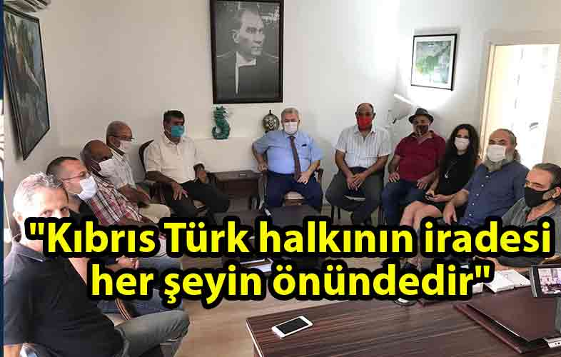 ozgur_gazete_kibris_Sendikal_Platform_TKP_YG'i_ziyaret_etti