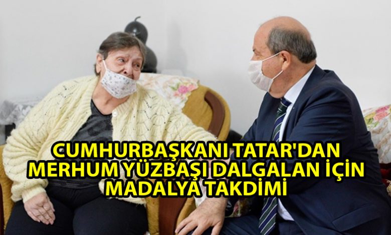 ozgur_gazete_kibris_cumhurbaskani_tatardan_madalya_takdimi