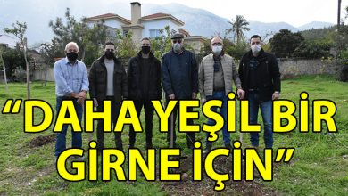ozgur_gazete_kibris_Girne_Belediyesi_ekipleri_Bellapais_te_fidan_dikti