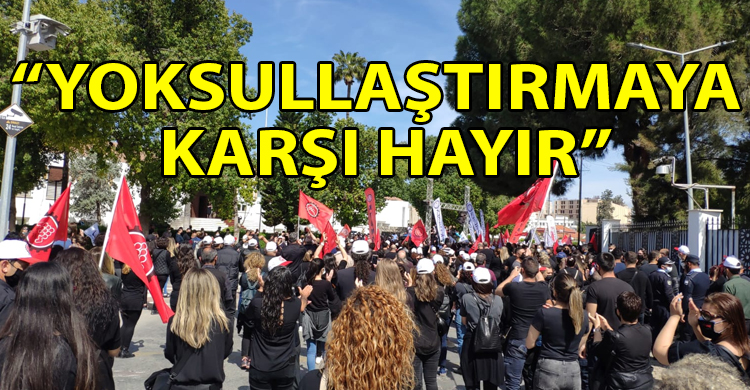 ozgur_gazete_kibris_Kamuda_orgutlu_sendikalar_meclis_onunde_eylem_yapti